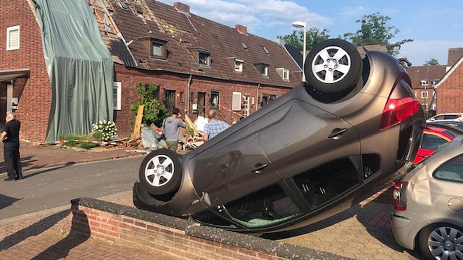 Unwetter, Bocholt, Tornado, Zerstörung, Auto, Kia, Citroen