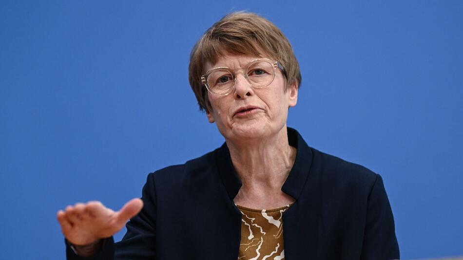 Wirtschaftsweise Grimm rechnet mit Bundesregierung ab