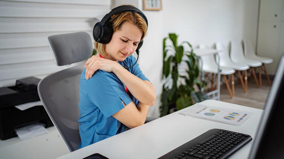 Wenn der Arbeitstag immer länger wird: Expertin warnt vor Folgen