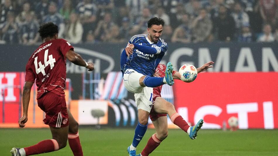 Königsblau im Rausch: Schalke zurück in der Bundesliga