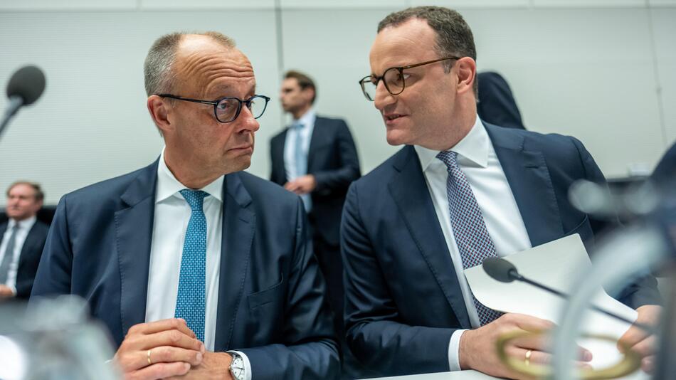 Leihmutter-Debatte: Merz kündigt Beratungen über Spahn an