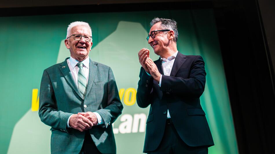 Grüne stimmen Koalitionsvertrag mit der CDU zu
