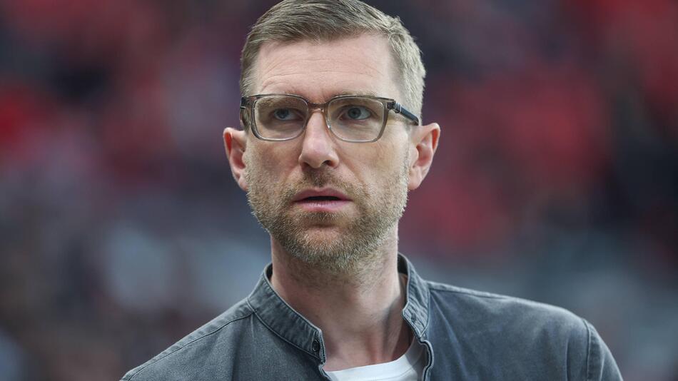 Mertesacker bereit für DFB-Posten: "Dafür stehe ich natürlich zur Verfügung"