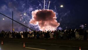 Feuerwerkskörper verletzt viele Menschen in Düsseldorf