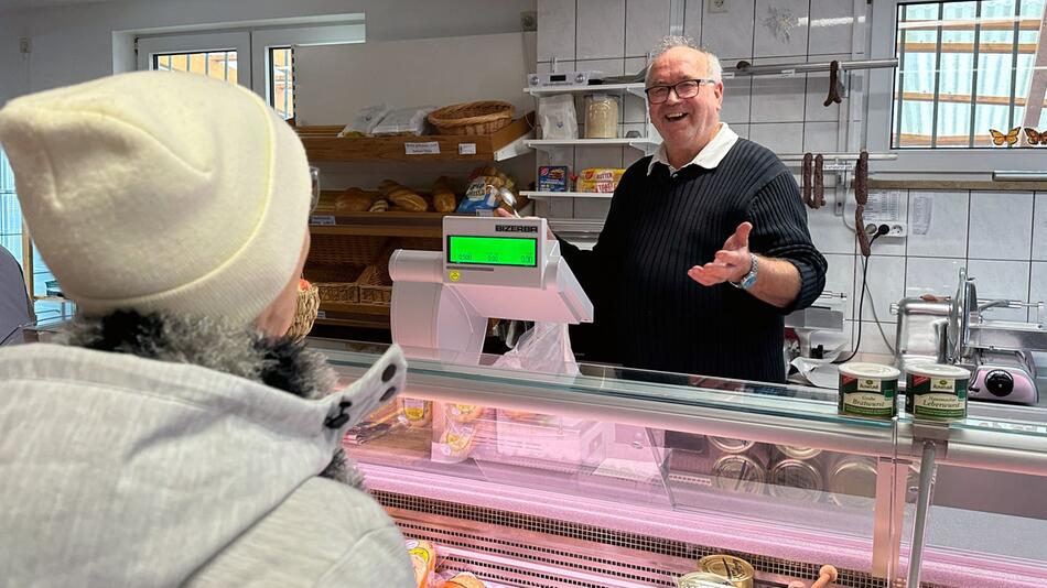 Dorfläden stellen auf hybride Angebote um