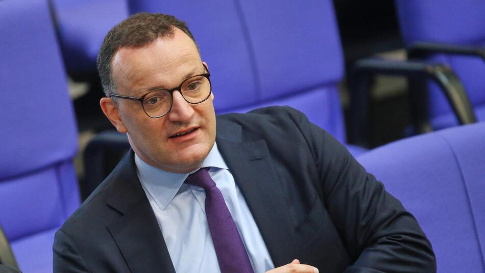 Spahn dämpft Hoffnung auf Elterngeld- und Bafög-Erhöhung