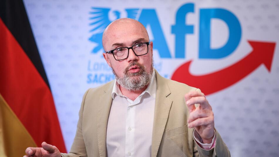 AfD-Politiker Tillschneider bricht Podcast nach kritischen Fragen ab
