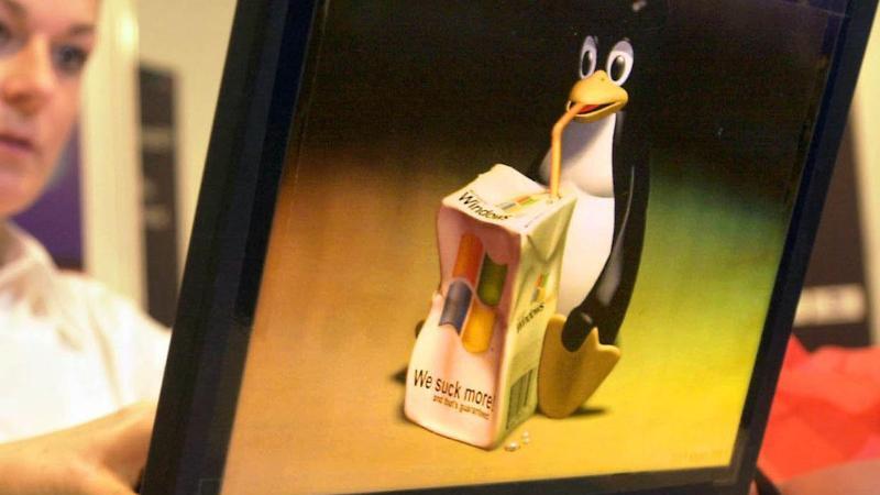 Laptop mit Betriebssystem Linux