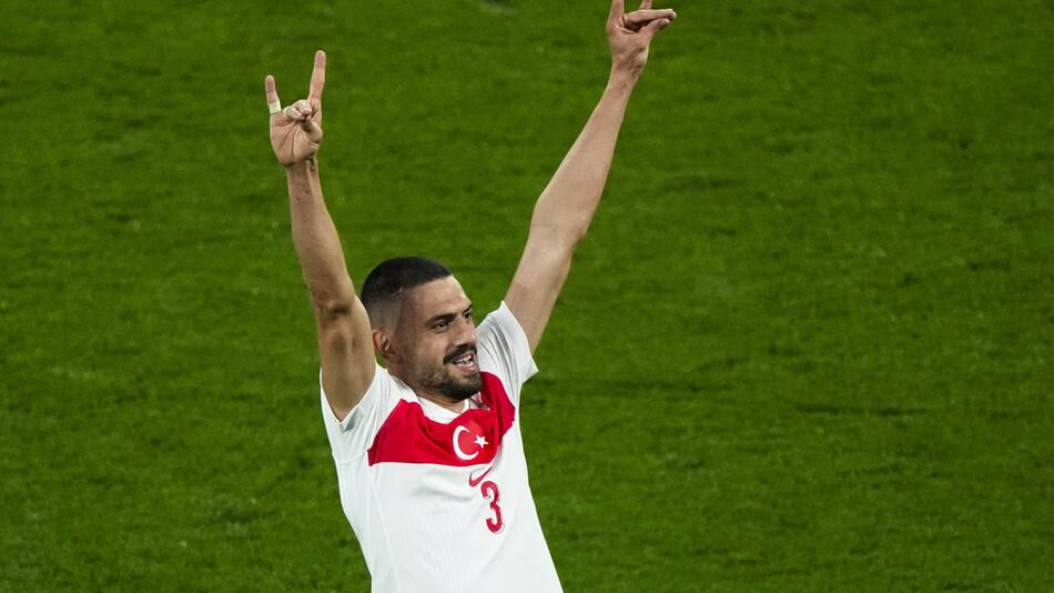 Merih, Demiral, Türkei, Österreich, Achtelfinale, EM 2024