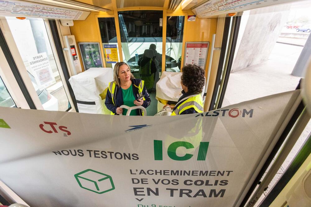 Französische Post testet Pakettransport per Tram