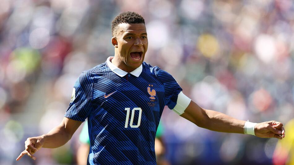 VAR-Aufregung um Mbappé
