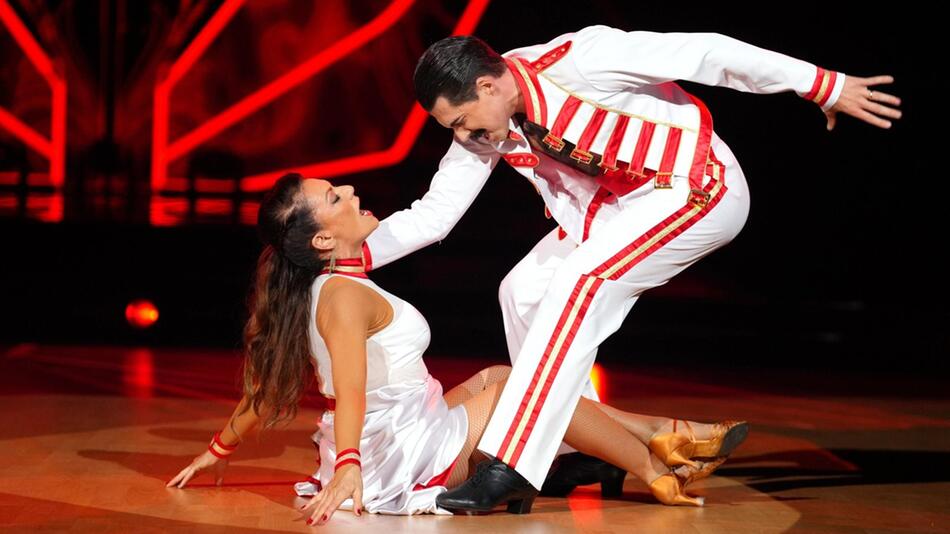 Christine Neubauer und Valentin Lusin sind bei "Let's Dance" ausgeschieden.