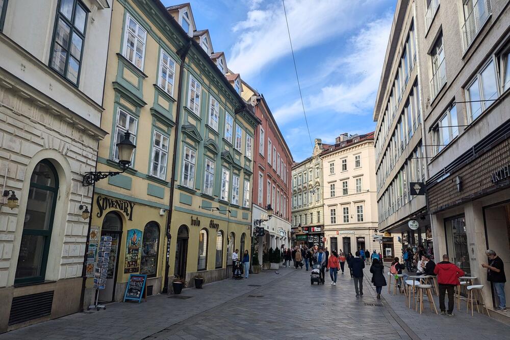 Straßenszene in Bratislava