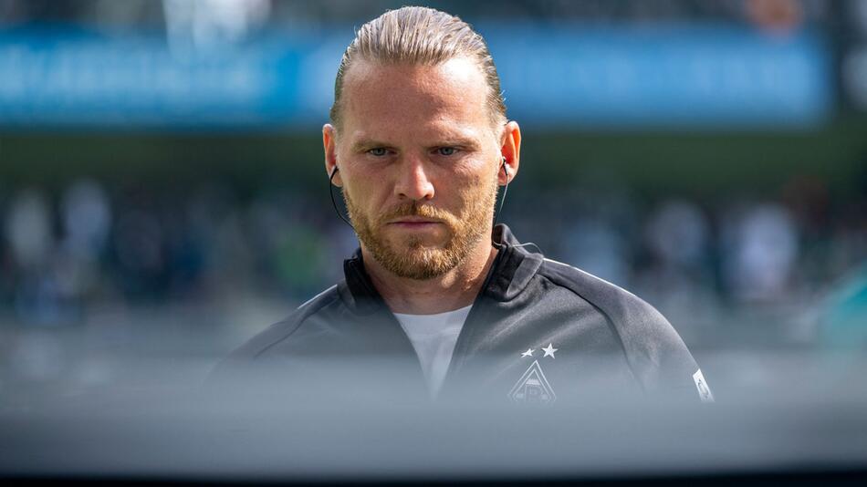 Erster Bundesliga-Trainer muss wohl schon gehen