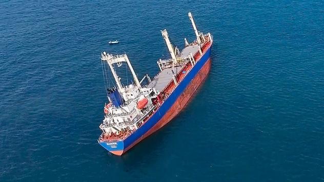 Sieben Besatzungsmitglieder über Bord: Frachter vor Beirut in Seenot geraten