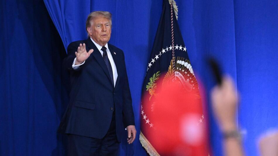 Trump soll zunehmend "frustriert" sein – und neue Angriffe auf den Iran erwägen