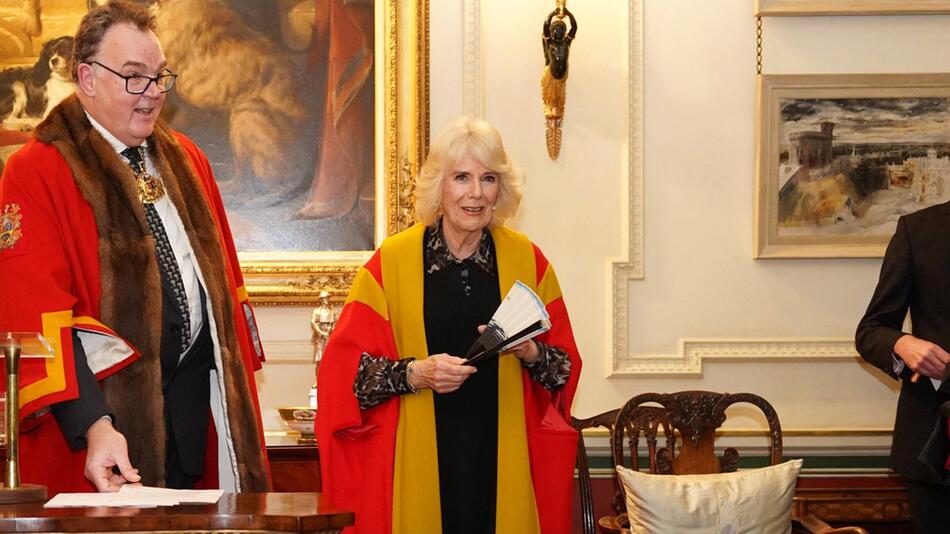 Königin Camilla bei einer Zeremonie im Clarence House.