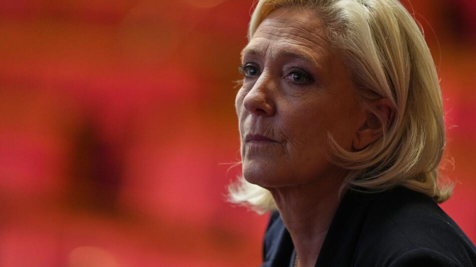 Trotz Verurteilung: Le Pen kandidiert bei Präsidentschaftswahl in Frankreich