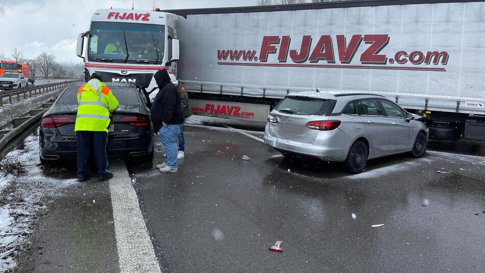 Massenkarambolage auf der A9