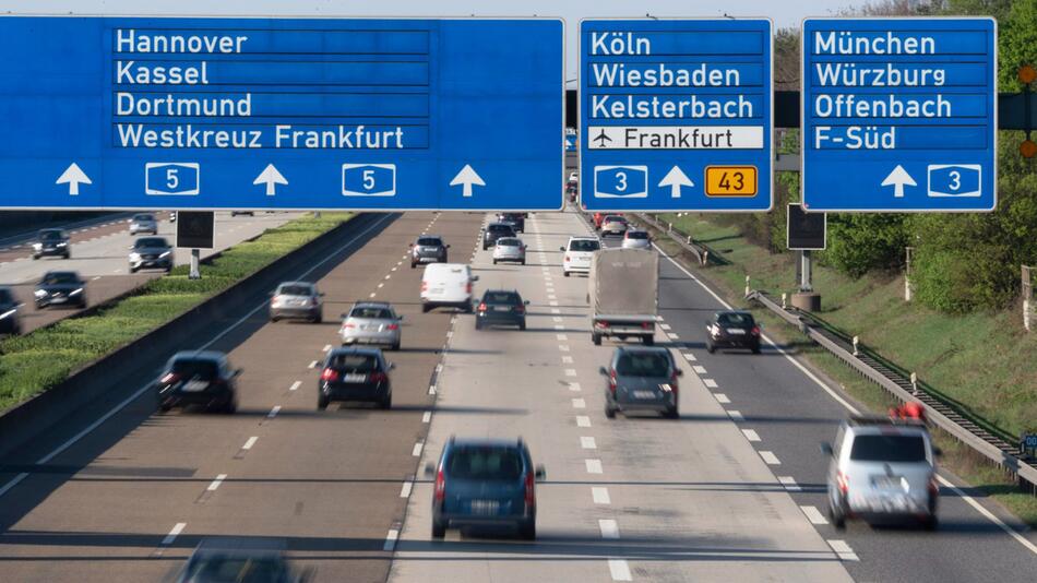 Autobahn A5 Frankfurter Kreuz