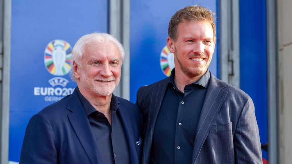 Sportdirektor Rudi Völler und Bundestrainer Julian Nagelsmann