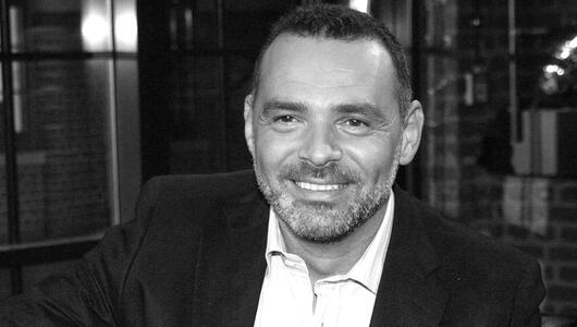 Die deutsche Schauspielwelt trauert um Giovanni Arvaneh.