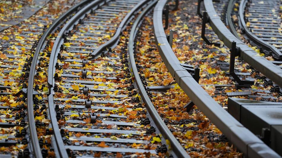 Symbolbild Bahnschienen