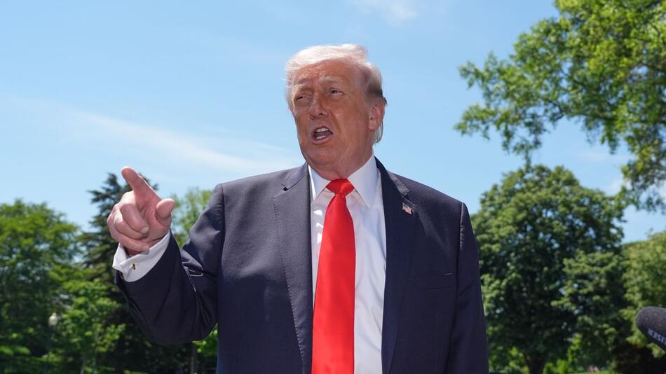 Neue Zölle auf EU-Autos und -Lastwagen? - Was Trump plant