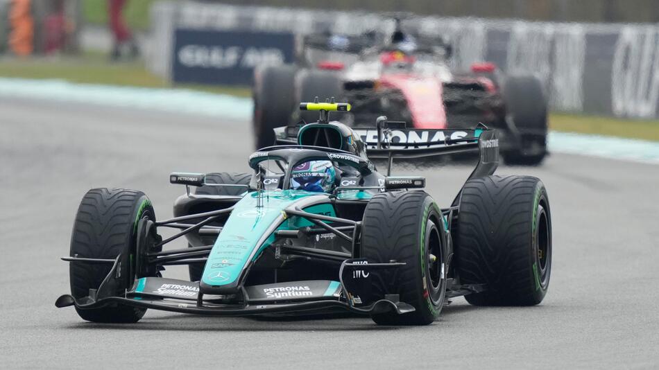 Verstappen dominiert Regenschlacht – Schreckmoment bei Antonelli