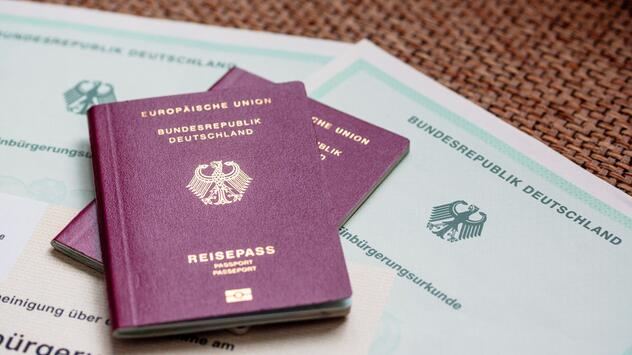Einbürgerung in Deutschland