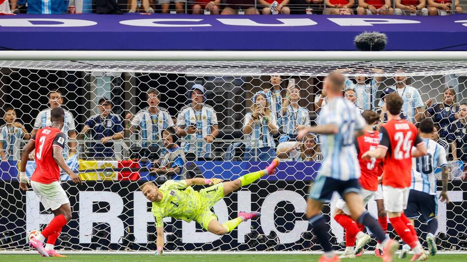Bitter für Österreich: Messi trifft!