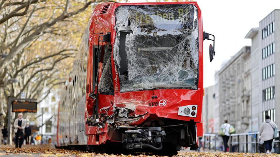 Straßenbahn, Köln, Unfall