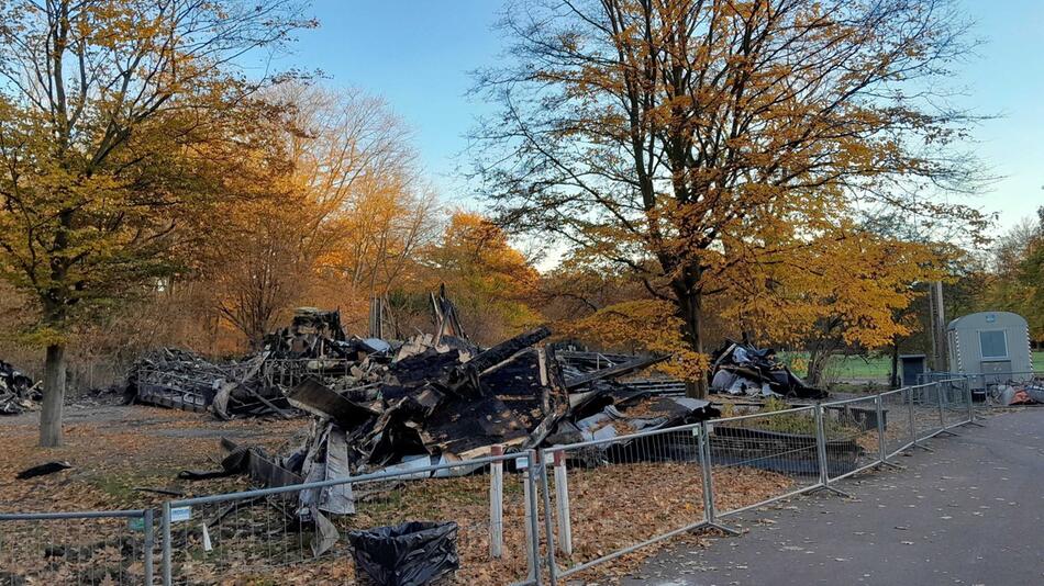 Nach Brand im Umweltbildungszentrum im Britzer Garten