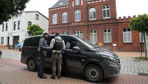 Mutmaßliche rechte Terrorzelle: Junge Männer festgenommen
