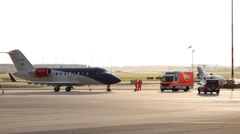 Deutsche Passagierin in Schiphol abgeholt