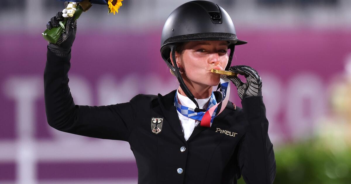 Gold Für Deutschland In Der Vielseitigkeit Durch Julia Krajewski | GMX