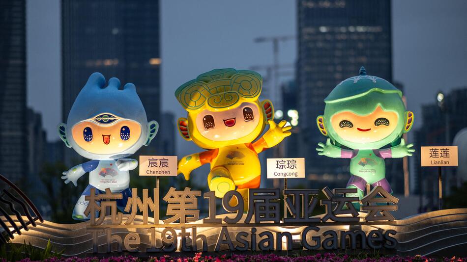 Die Makottchen der Asienspiele heißen Chenchen, Congcong und Lianlian