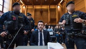 René Benko bekommt eine Fußfessel