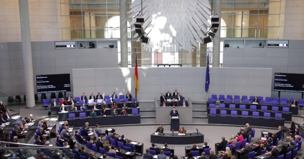 "Das muss kommen": Bundestag debattiert über Rentenpaket II