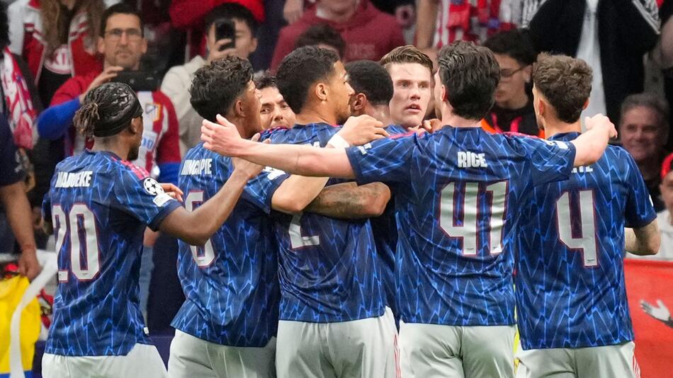 Arsenal geht per Elfmeter im Halbfinale gegen Atlético in Führung