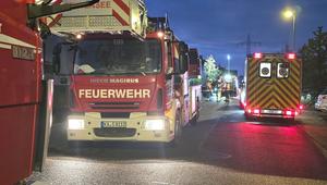 Feuerwehreinsatz - Zwei Menschen mit Vergiftung in Klinik