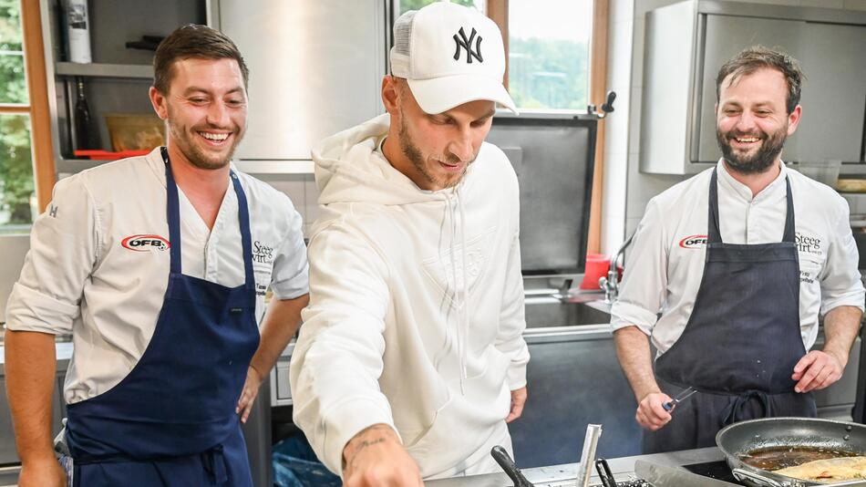 Tamino Grampelhuber, Marko Arnautović, Fritz Grampelhuber in Steegwirt-Küche