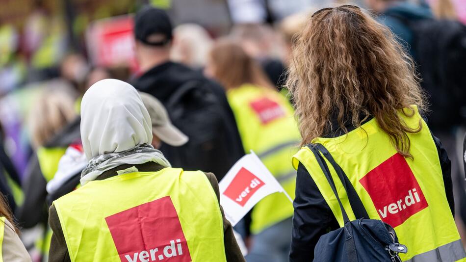 Richter überprüfen Verbot für Berliner Kita-Streik