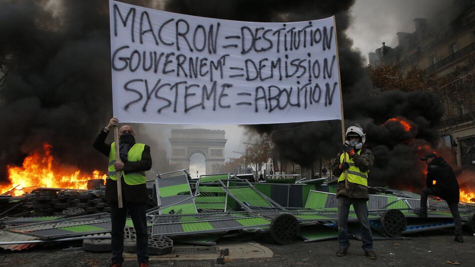 Protest gegen zu hohe Spritpreise in Frankreich