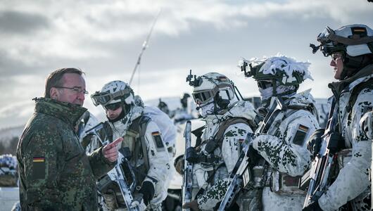 Bundesverteidigungsminister Pistorius besucht Nato-Übung