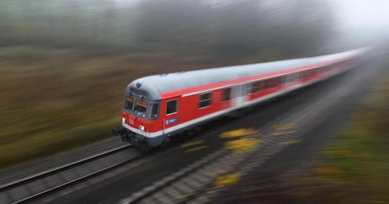 Welche Konkurrenten hat die Deutsche Bahn? GMX