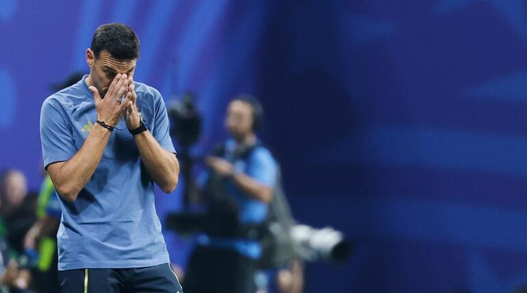Argentinien-Trainer Lionel Scaloni während des Spiels gegen Ägypten.