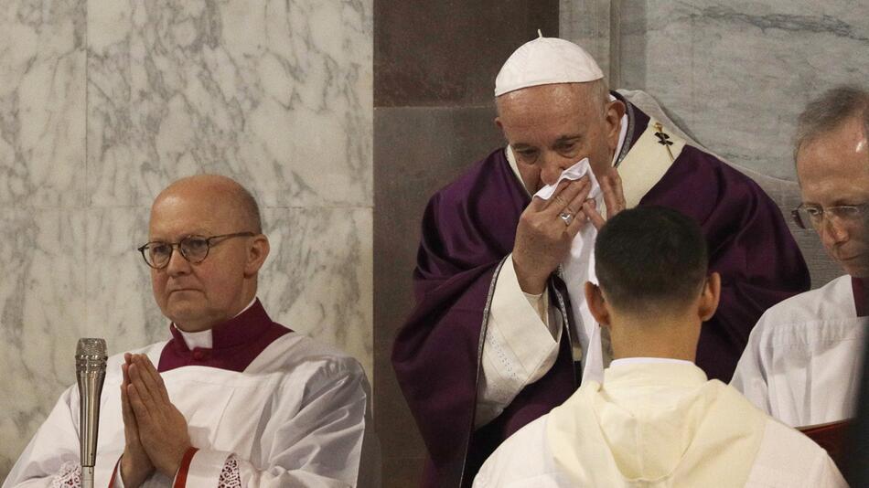 Papst sagt Termin ab