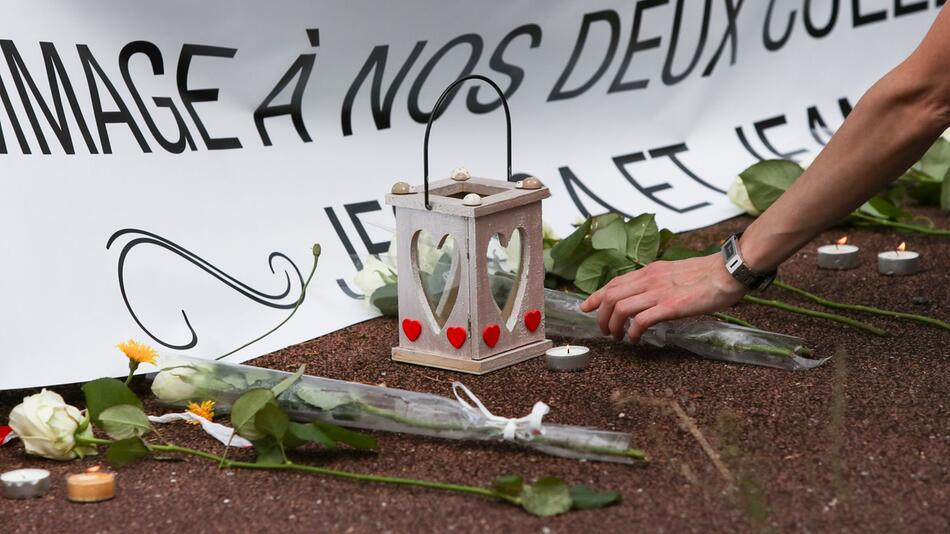 Prozessbeginn zu terroristischem Politzistenmord in Frankreich