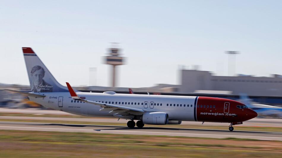 Norwegian-Flugzeug legt in Hamburg Sicherheitslandung ein